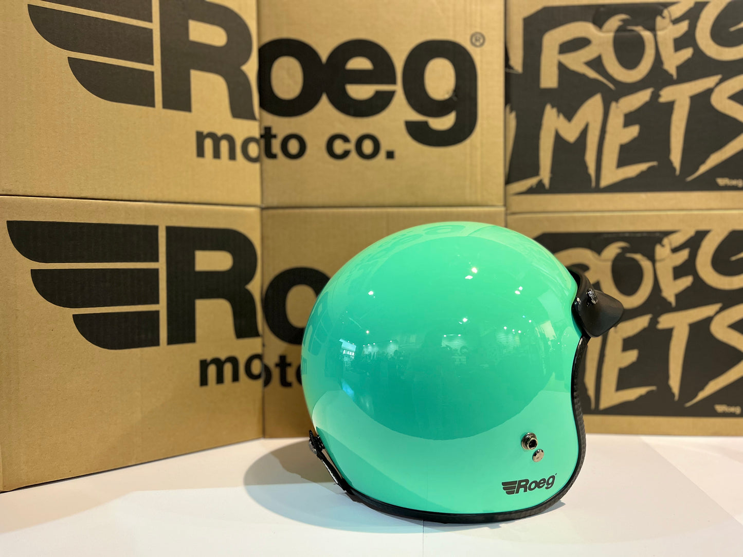 Roeg JETT Helm Gloss